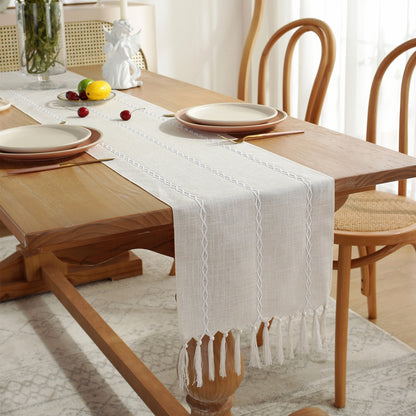 Astrid Delecate Style Table Runner